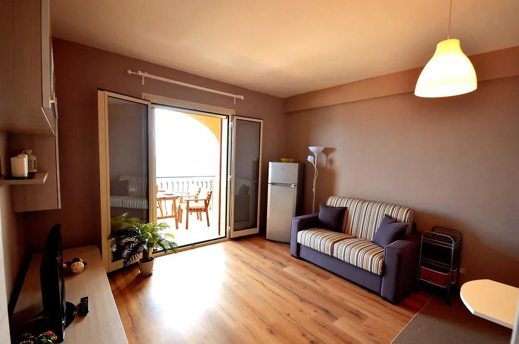Casa Antonella Apartment Letojanni